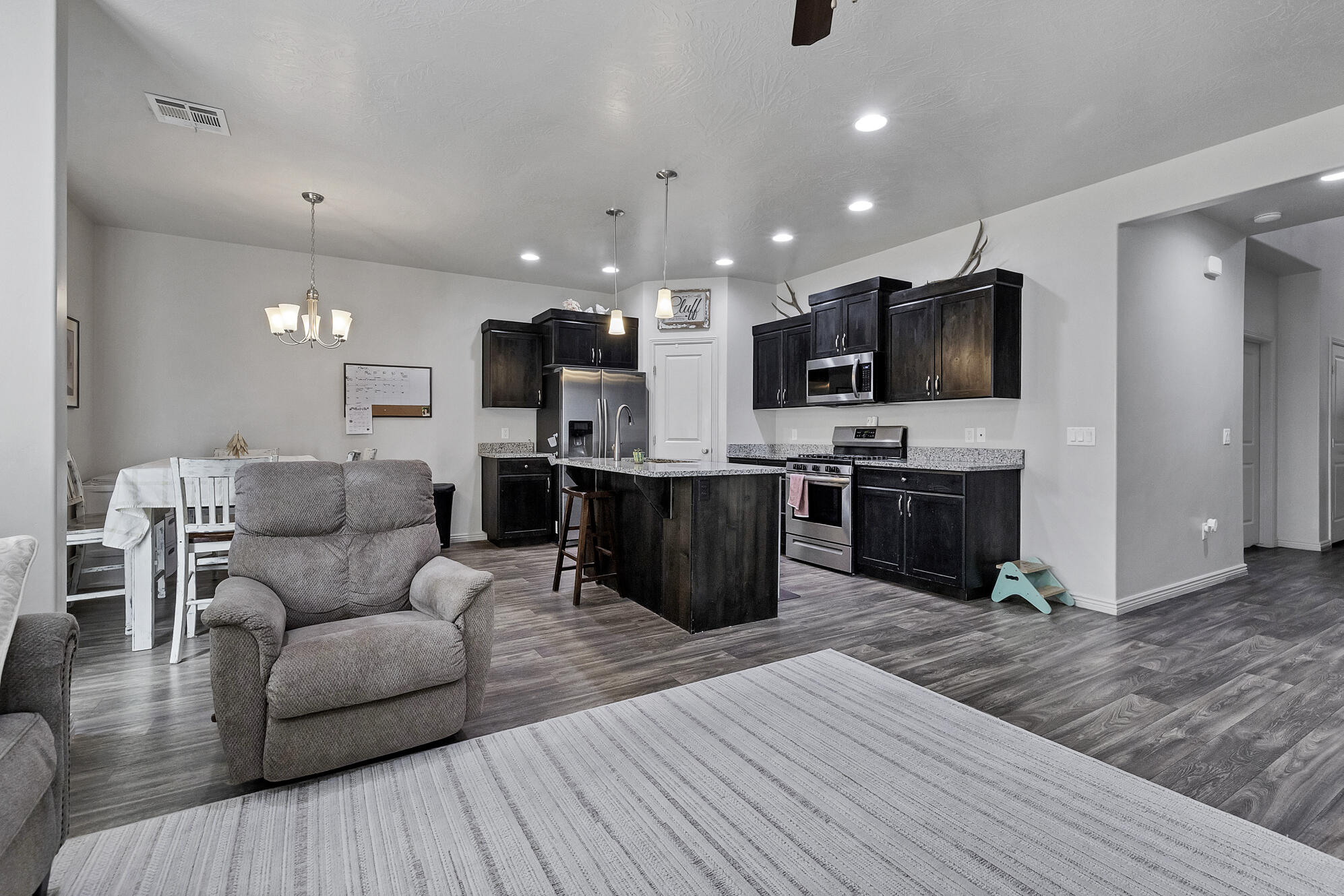 VILLAS AT SIENNA HILLS - Residential