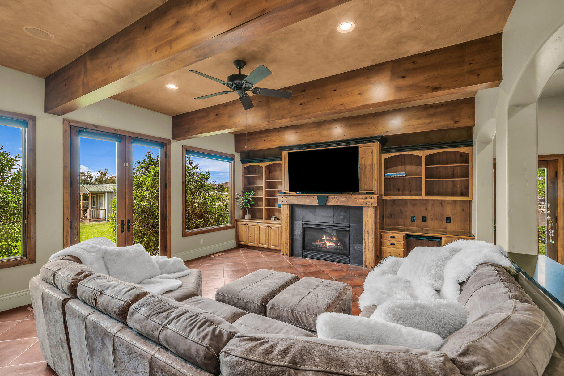 BLOOMINGTON RANCHES - Residential