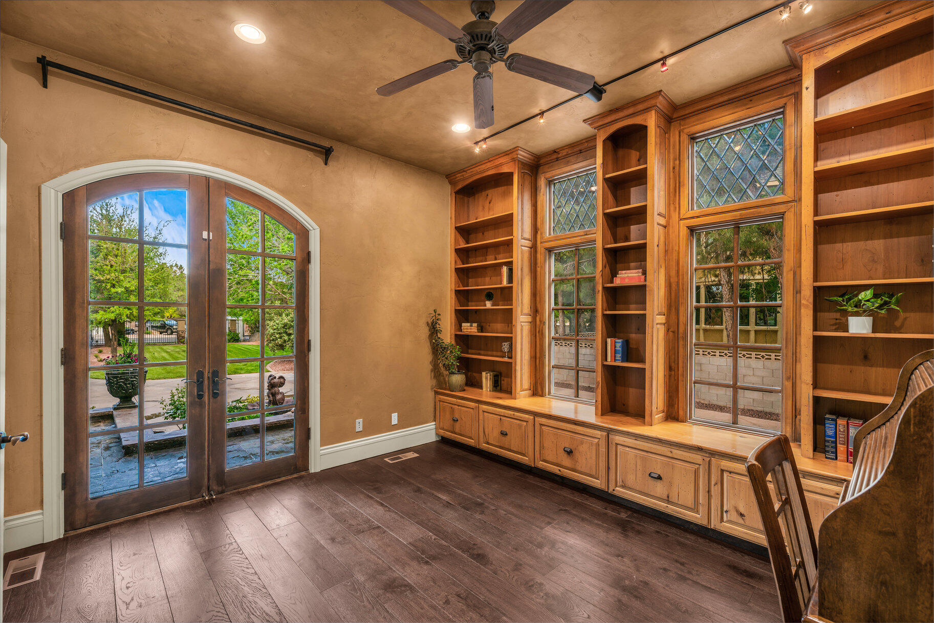 BLOOMINGTON RANCHES - Residential