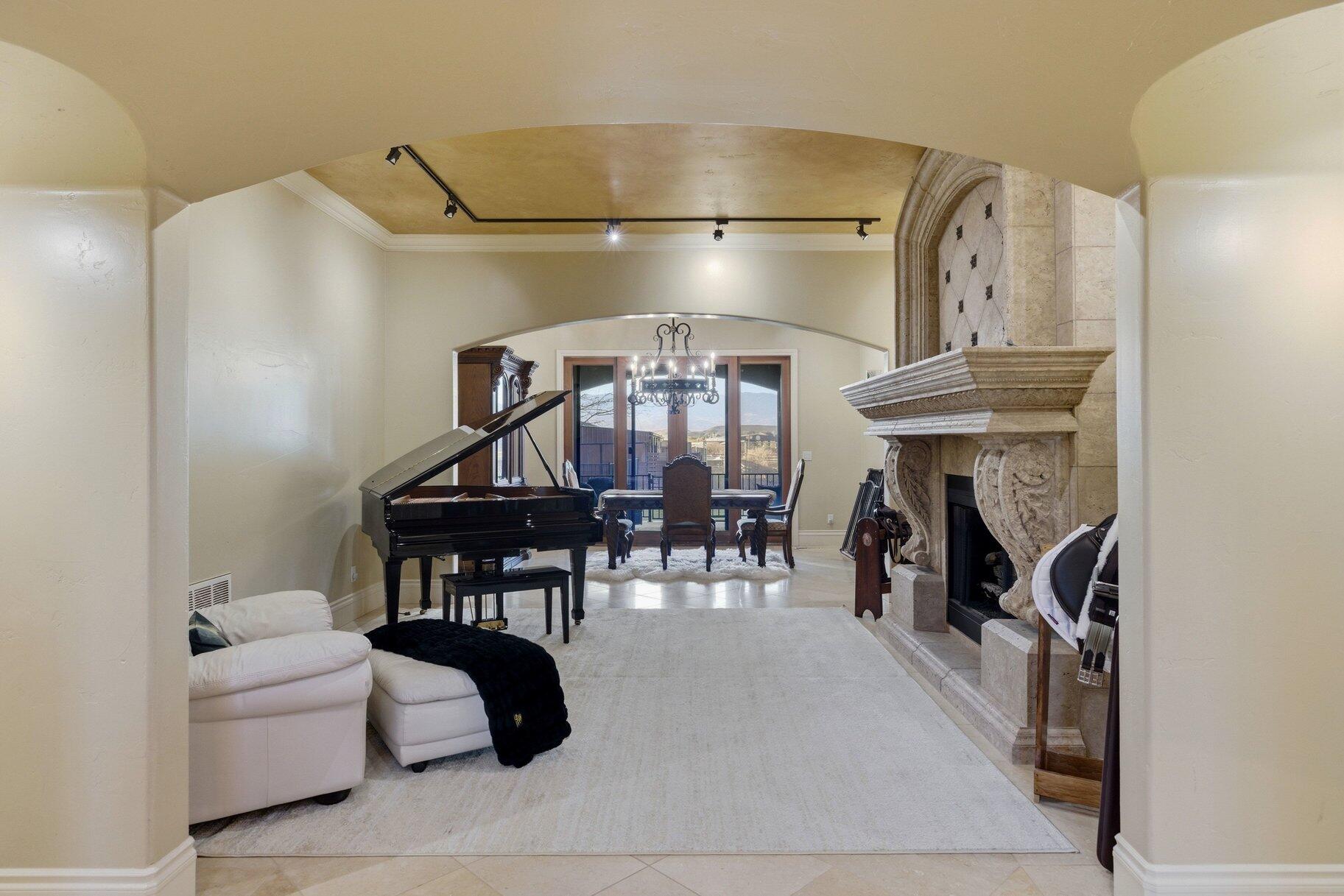 BLOOMINGTON RANCHES - Residential