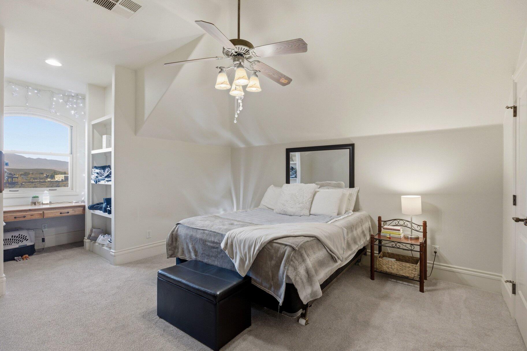 BLOOMINGTON RANCHES - Residential