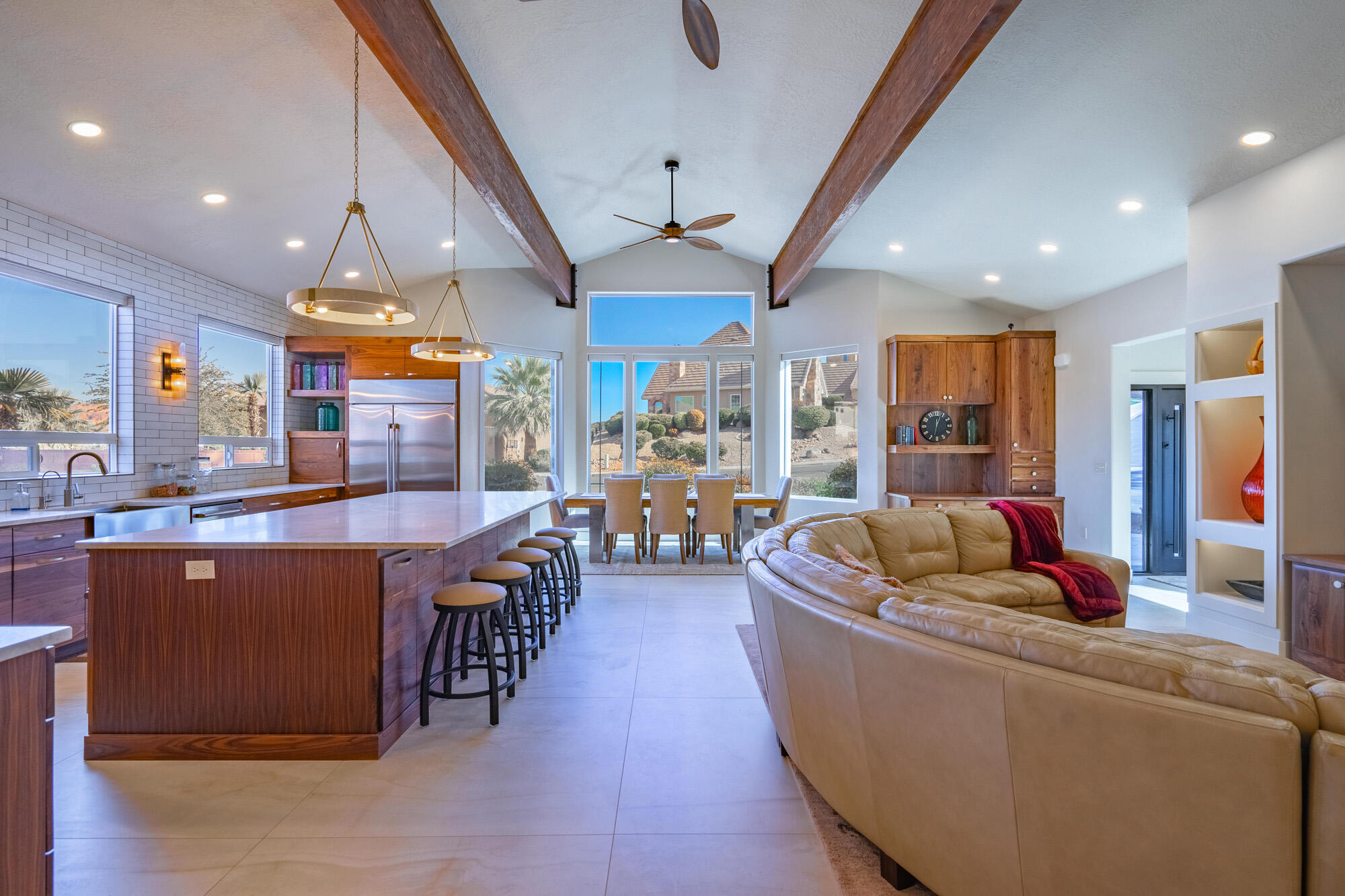 LION'S HEAD HILLTOP ESTATES AT GREEN SPRINGS - Residential