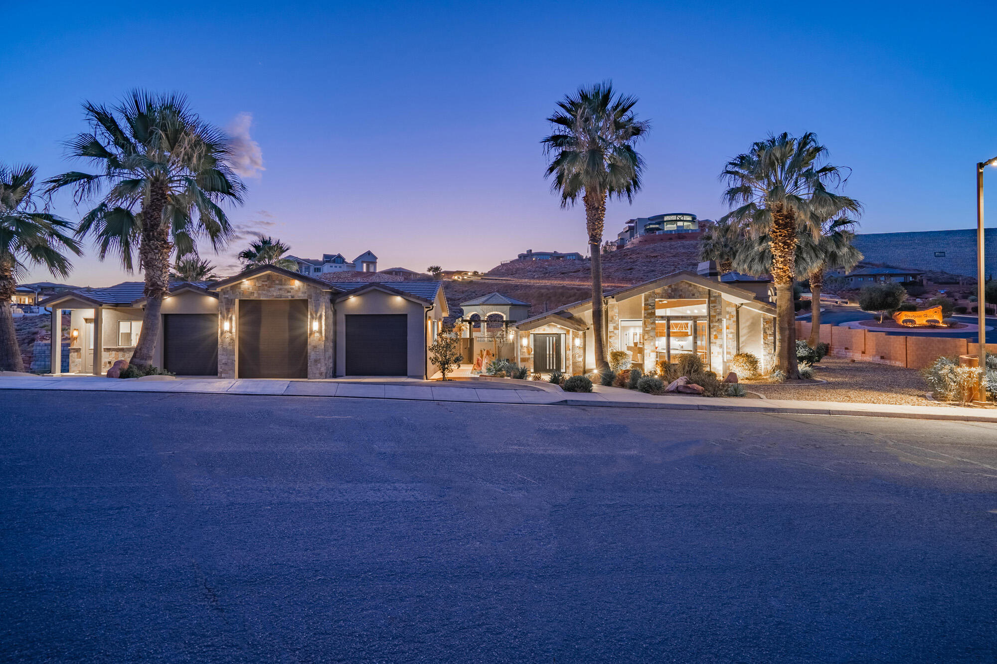 LION'S HEAD HILLTOP ESTATES AT GREEN SPRINGS - Residential