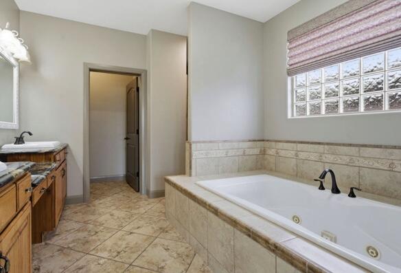 SIENNA HEIGHTS - Residential