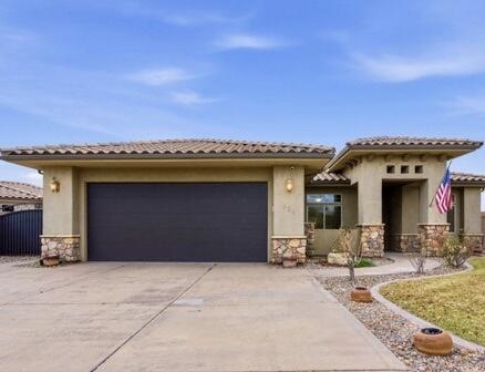 SIENNA HEIGHTS - Residential