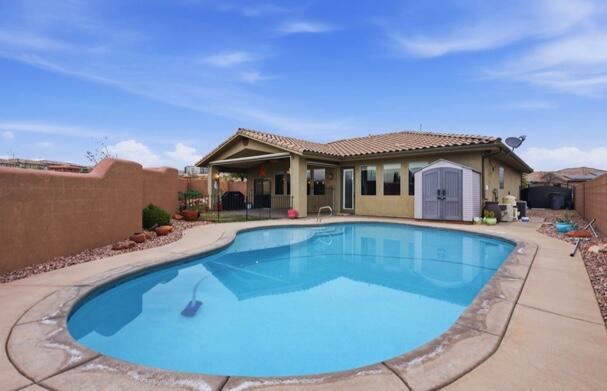 SIENNA HEIGHTS - Residential