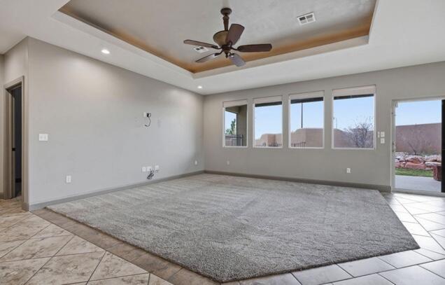 SIENNA HEIGHTS - Residential