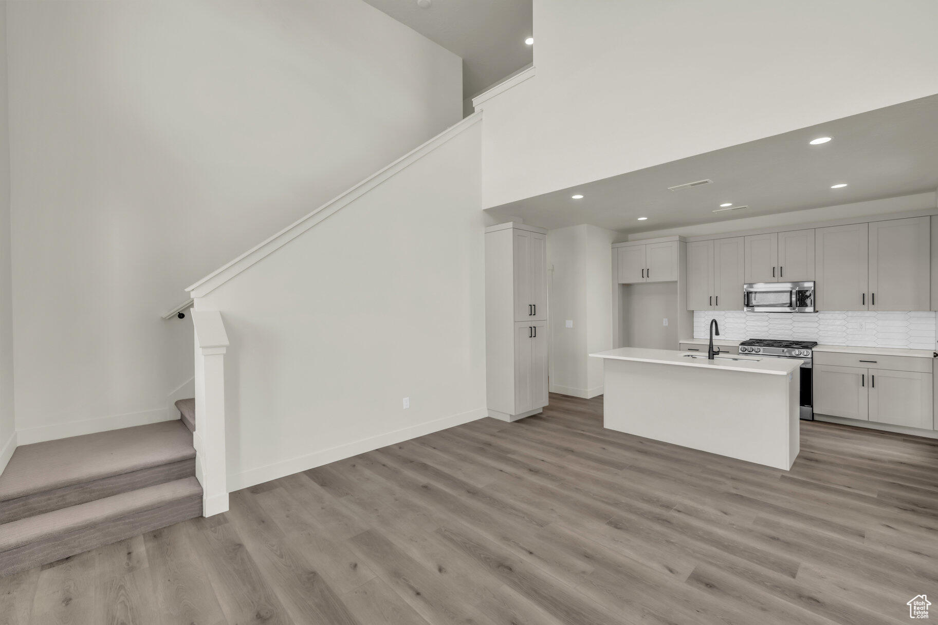 DESERT COLOR RESORT - Residential