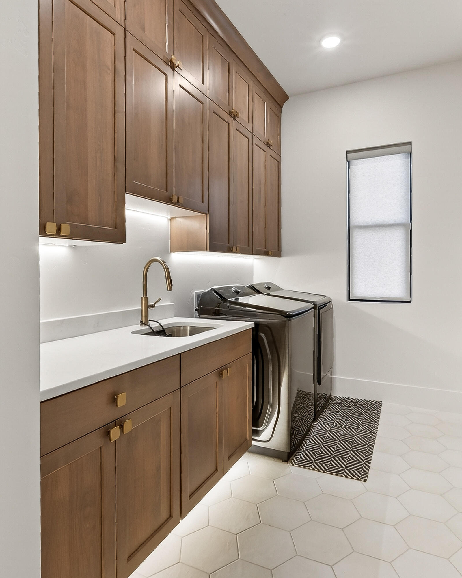 SADDLE BACK RIDGE - Residential