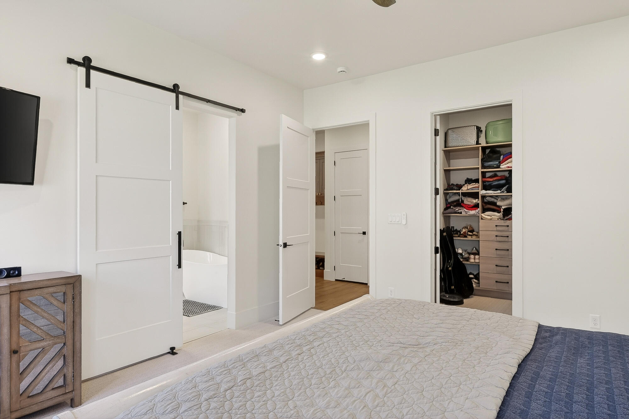 SADDLE BACK RIDGE - Residential