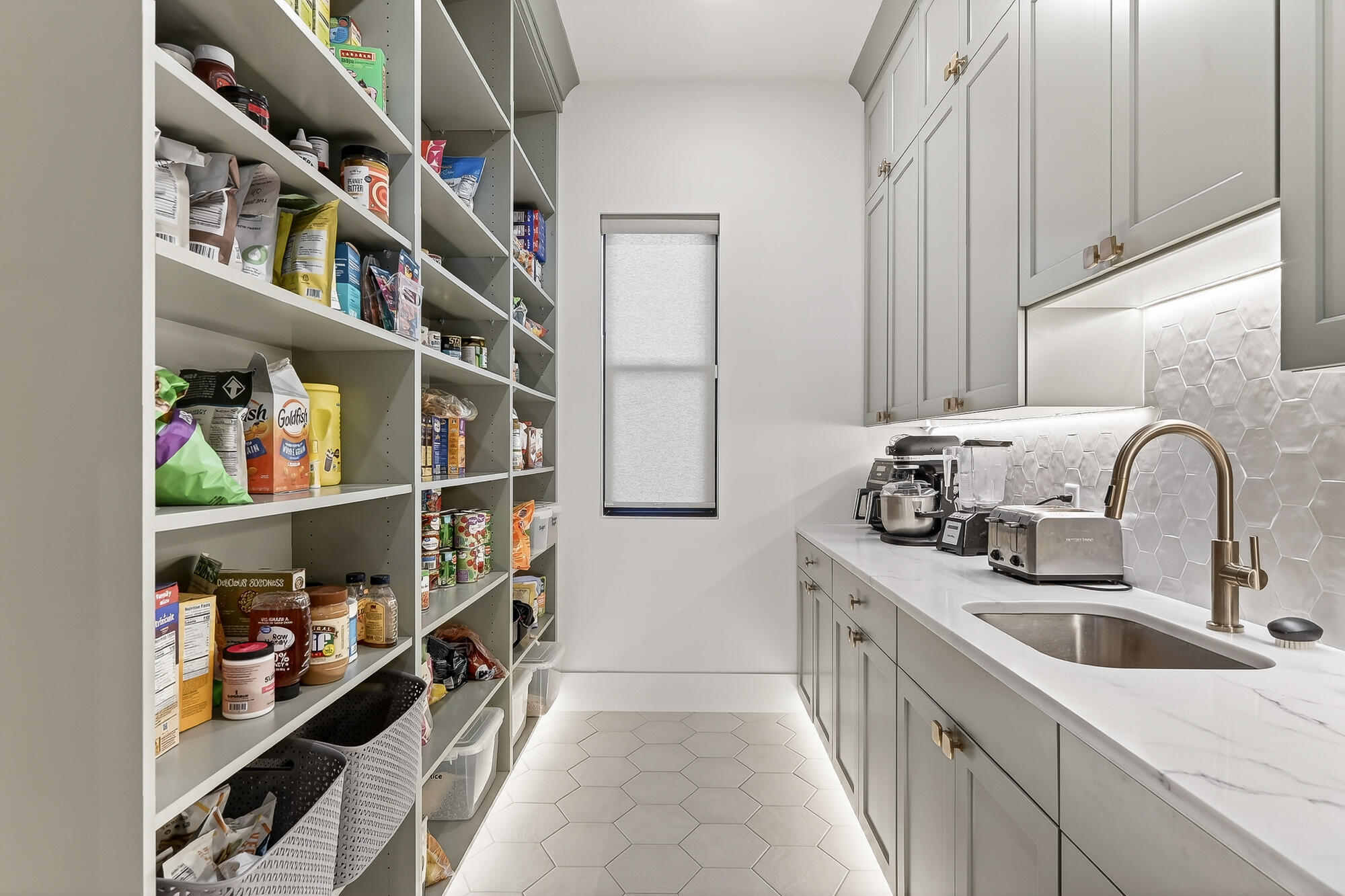 SADDLE BACK RIDGE - Residential