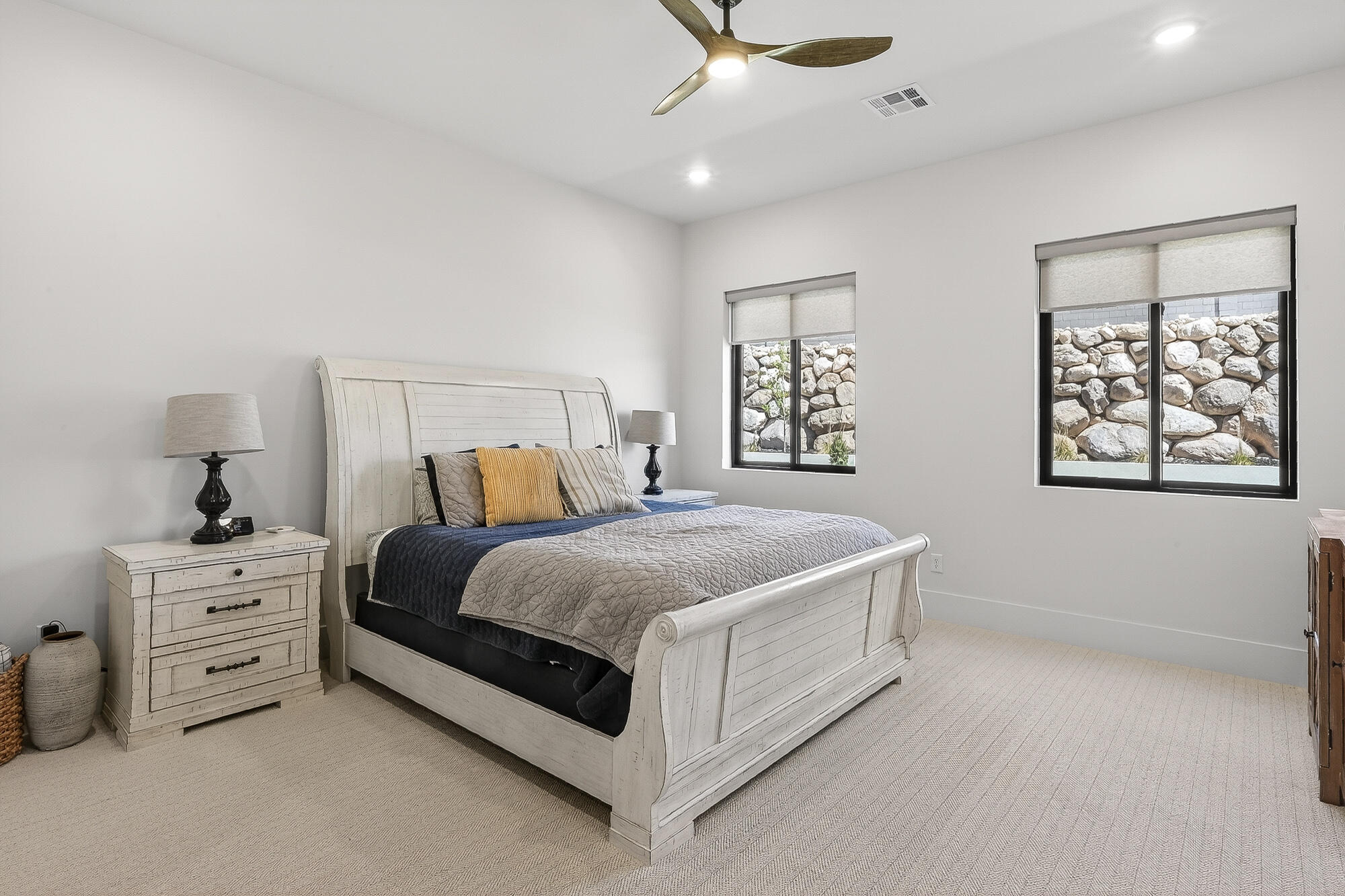 SADDLE BACK RIDGE - Residential