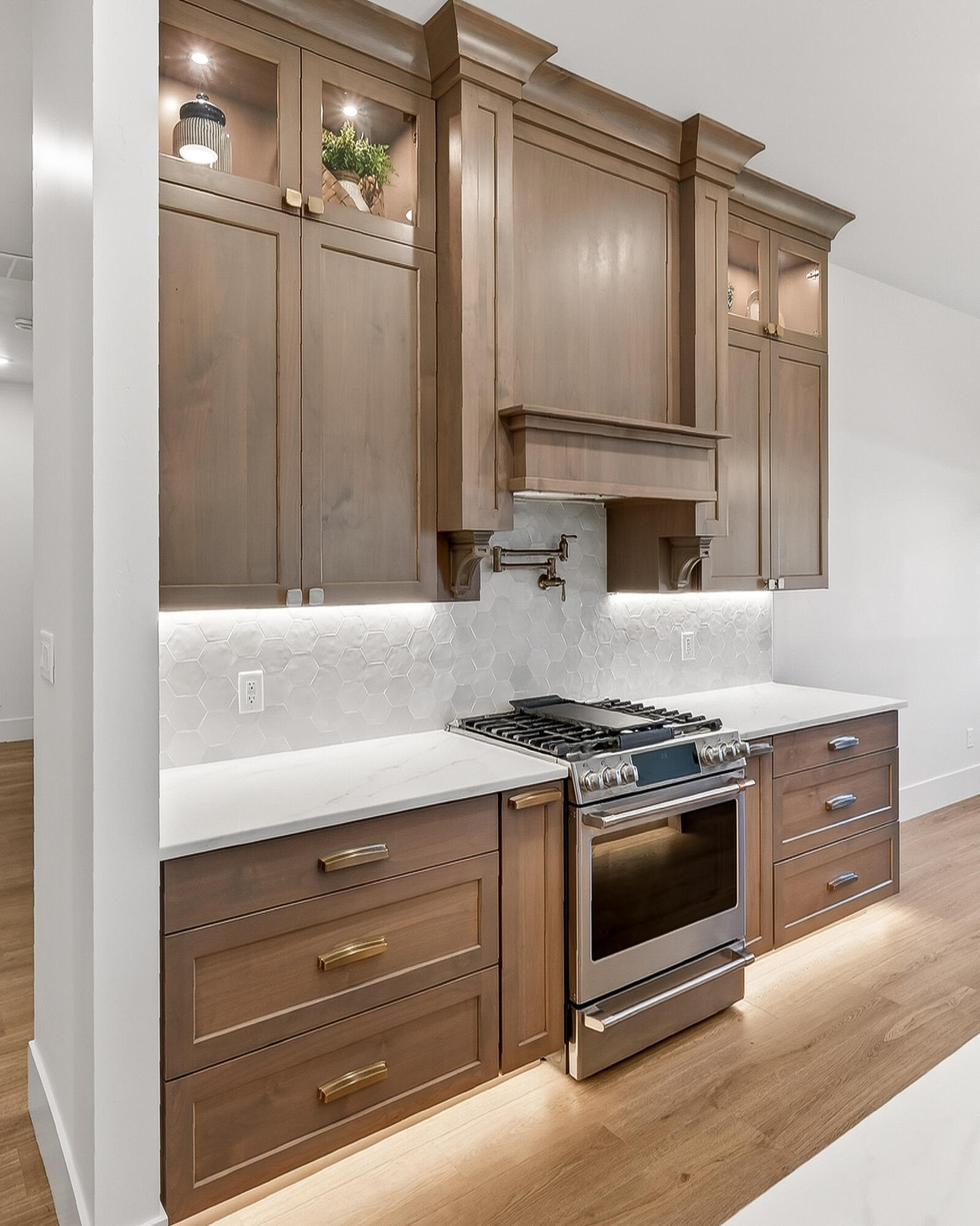 SADDLE BACK RIDGE - Residential