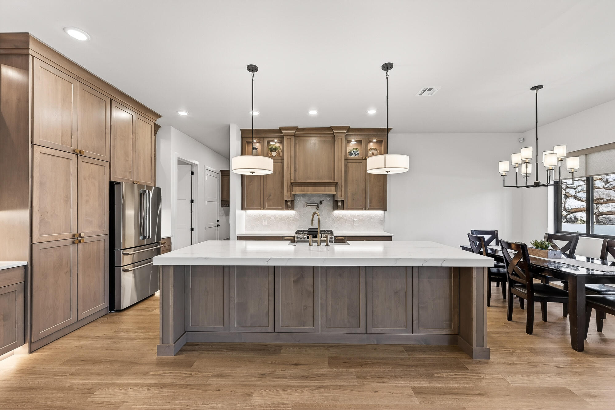 SADDLE BACK RIDGE - Residential