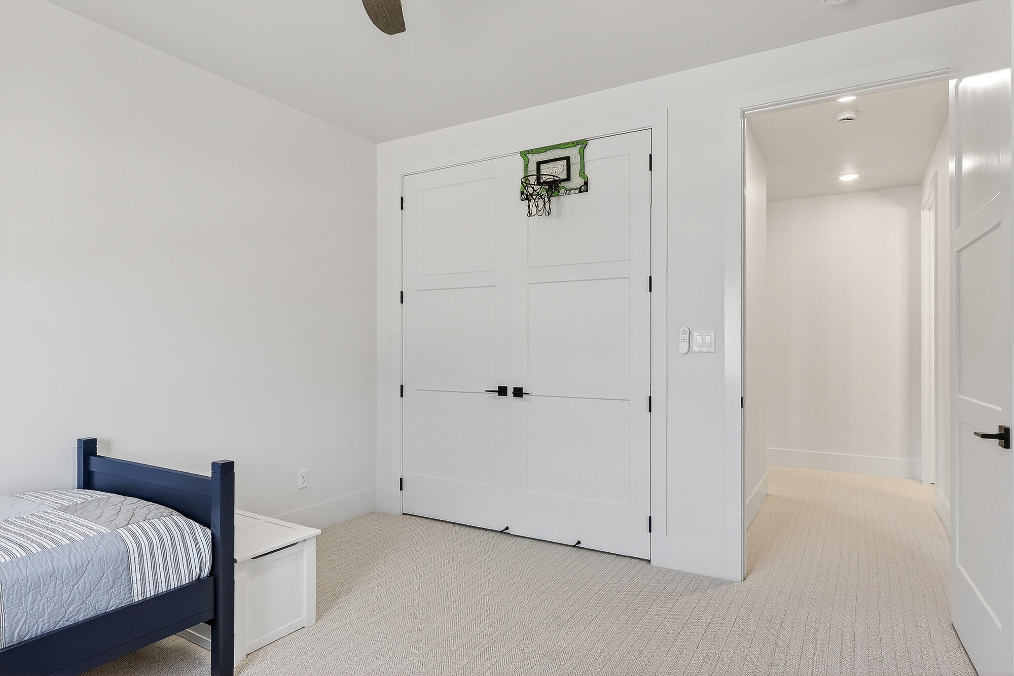 SADDLE BACK RIDGE - Residential