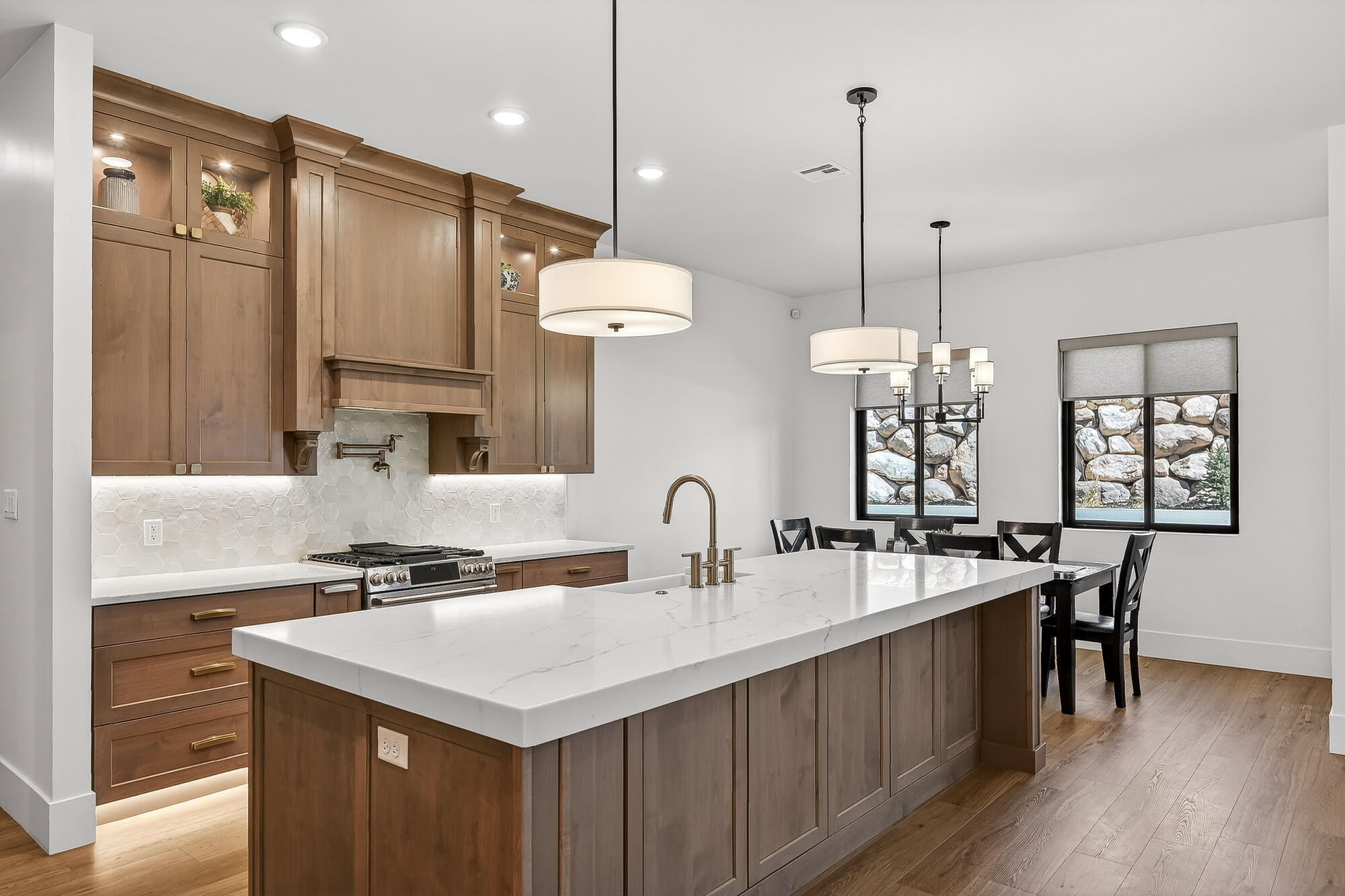 SADDLE BACK RIDGE - Residential