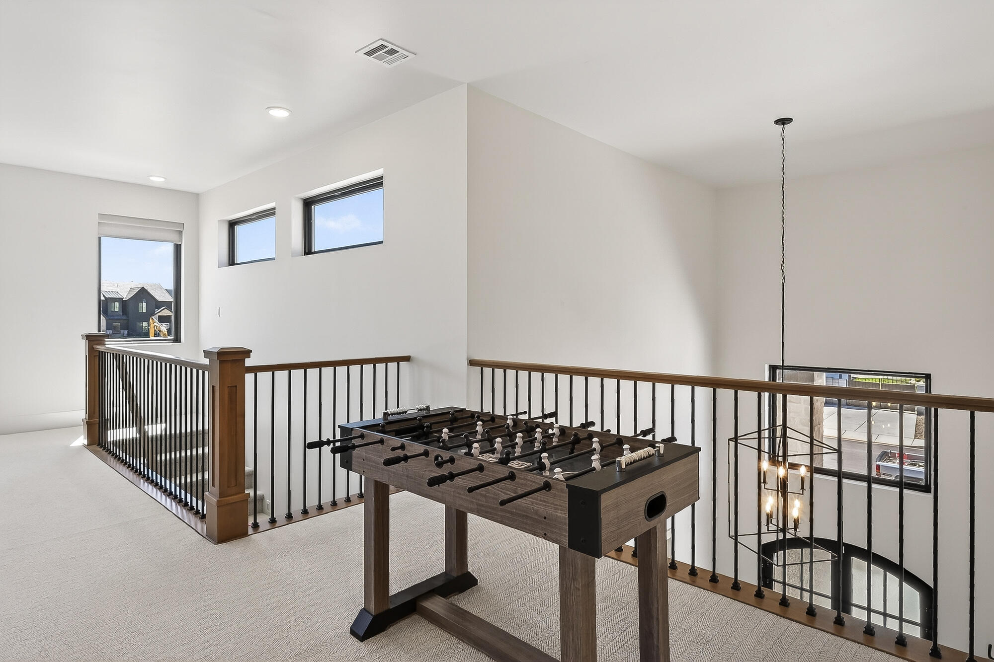 SADDLE BACK RIDGE - Residential