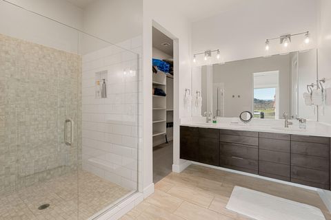 Tiny photo for 2248 N Double Eagle LN, Washington, UT 84780 (MLS # 26-268520)