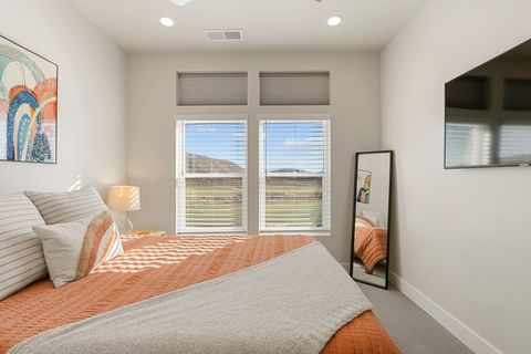 Tiny photo for 2248 N Double Eagle LN, Washington, UT 84780 (MLS # 26-268520)