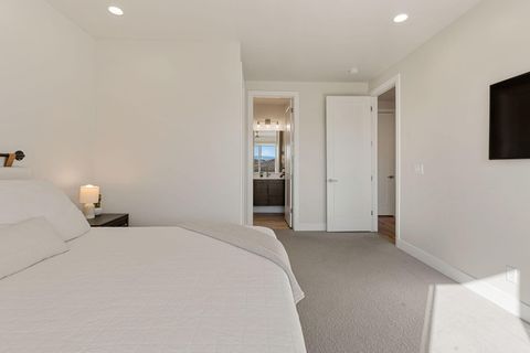 Tiny photo for 2248 N Double Eagle LN, Washington, UT 84780 (MLS # 26-268520)