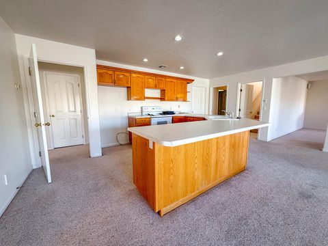 Tiny photo for 1629 S FLATROCK RD, Saint George, UT 84790 (MLS # 26-268136)