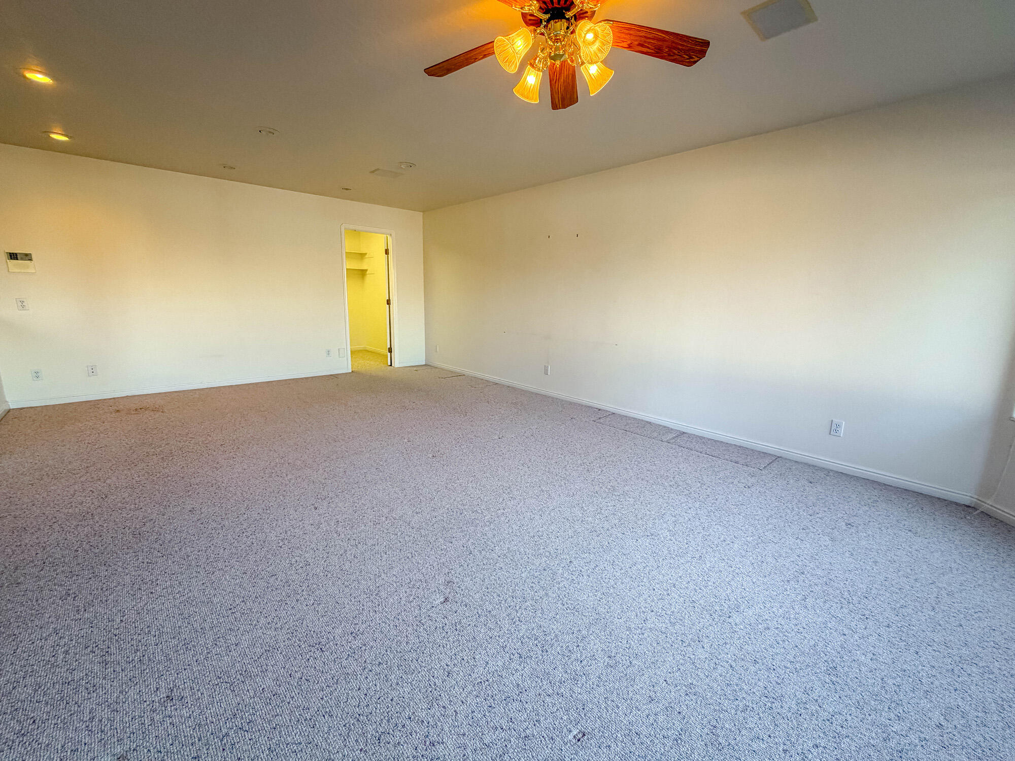 BOULDERS - Residential