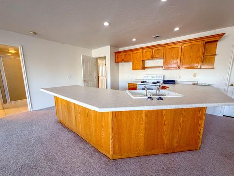 Tiny photo for 1629 S FLATROCK RD, Saint George, UT 84790 (MLS # 26-268136)