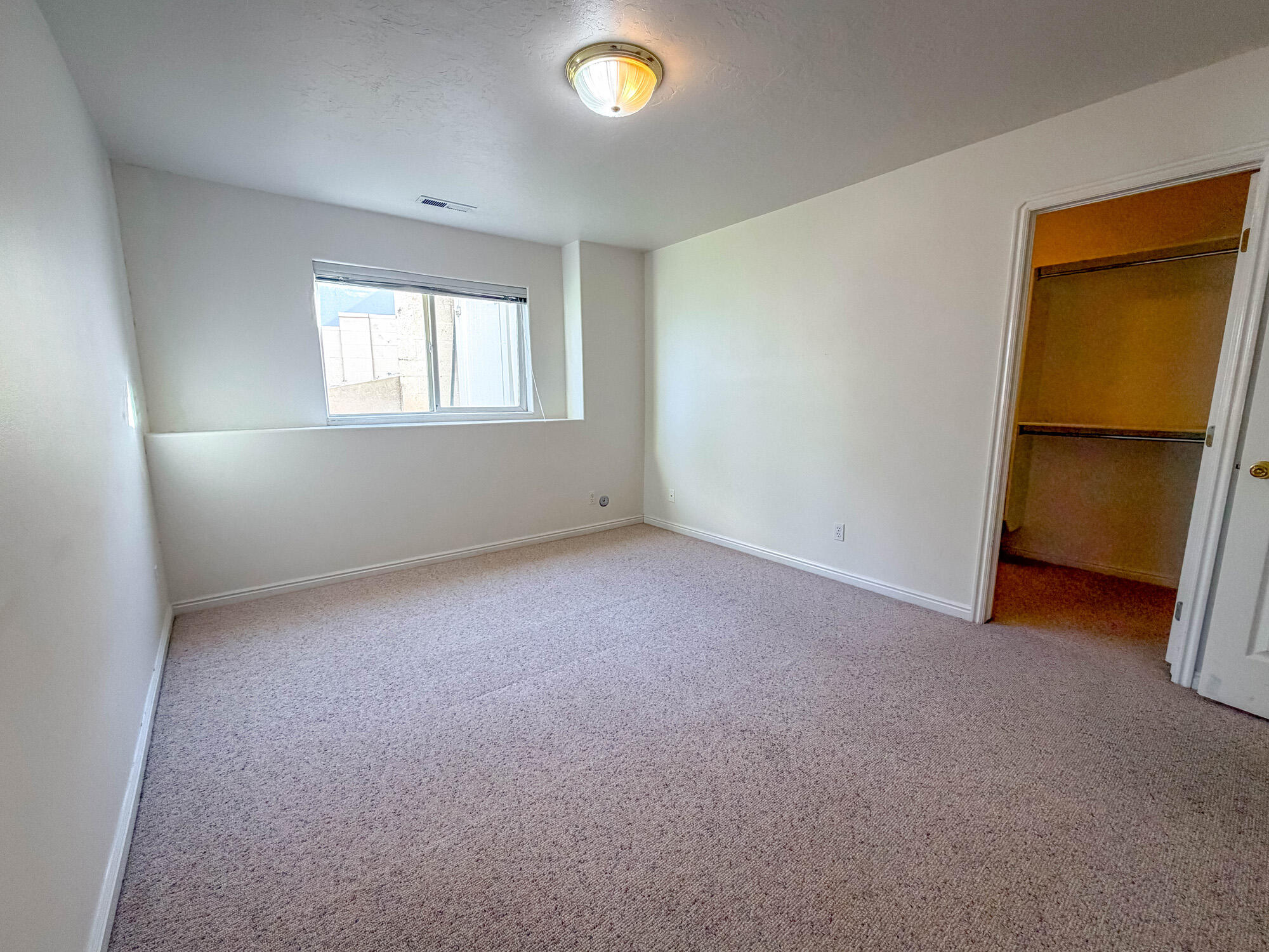 BOULDERS - Residential