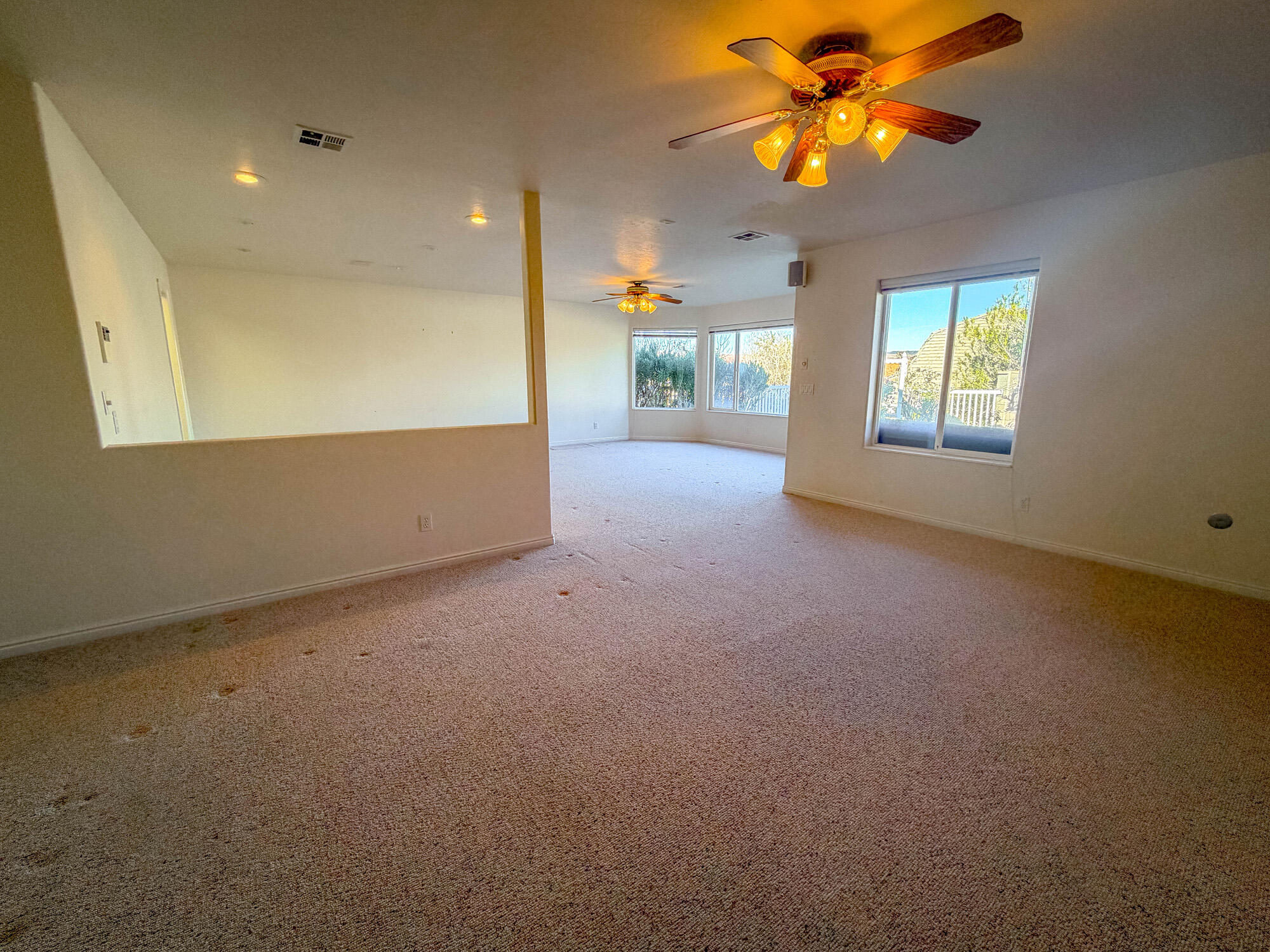 BOULDERS - Residential