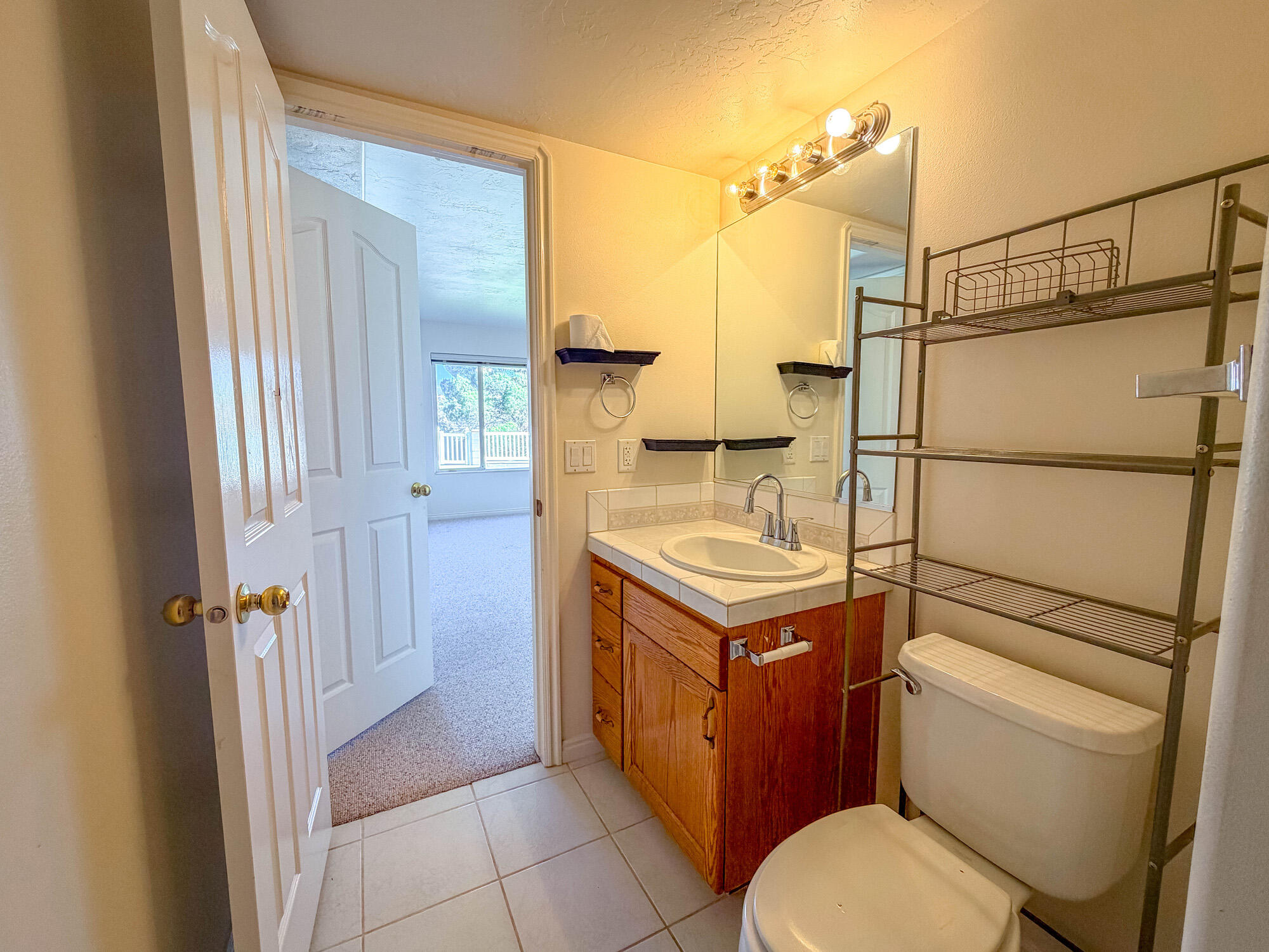 BOULDERS - Residential