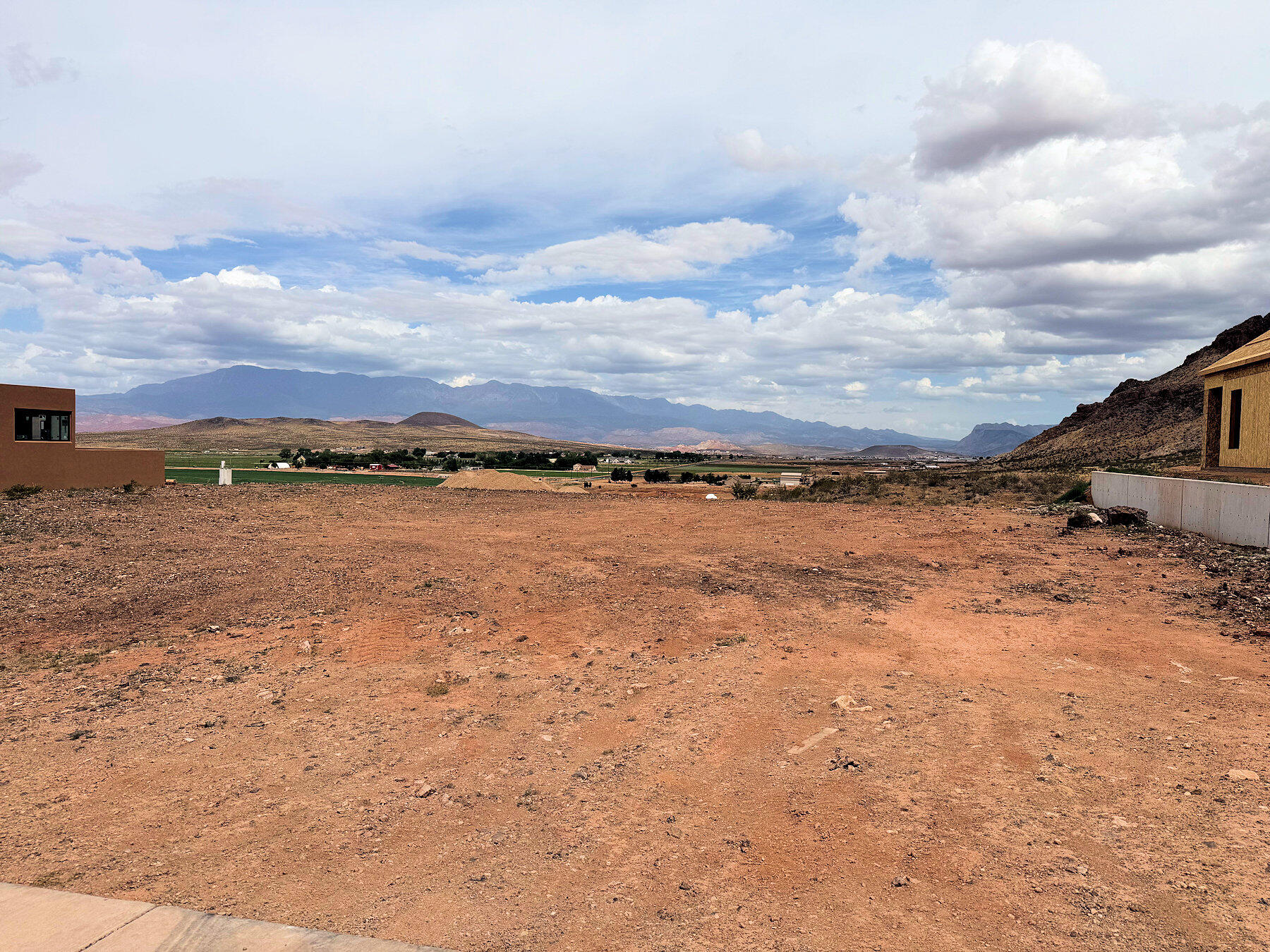 ROCK VIEW ESTATES - Land