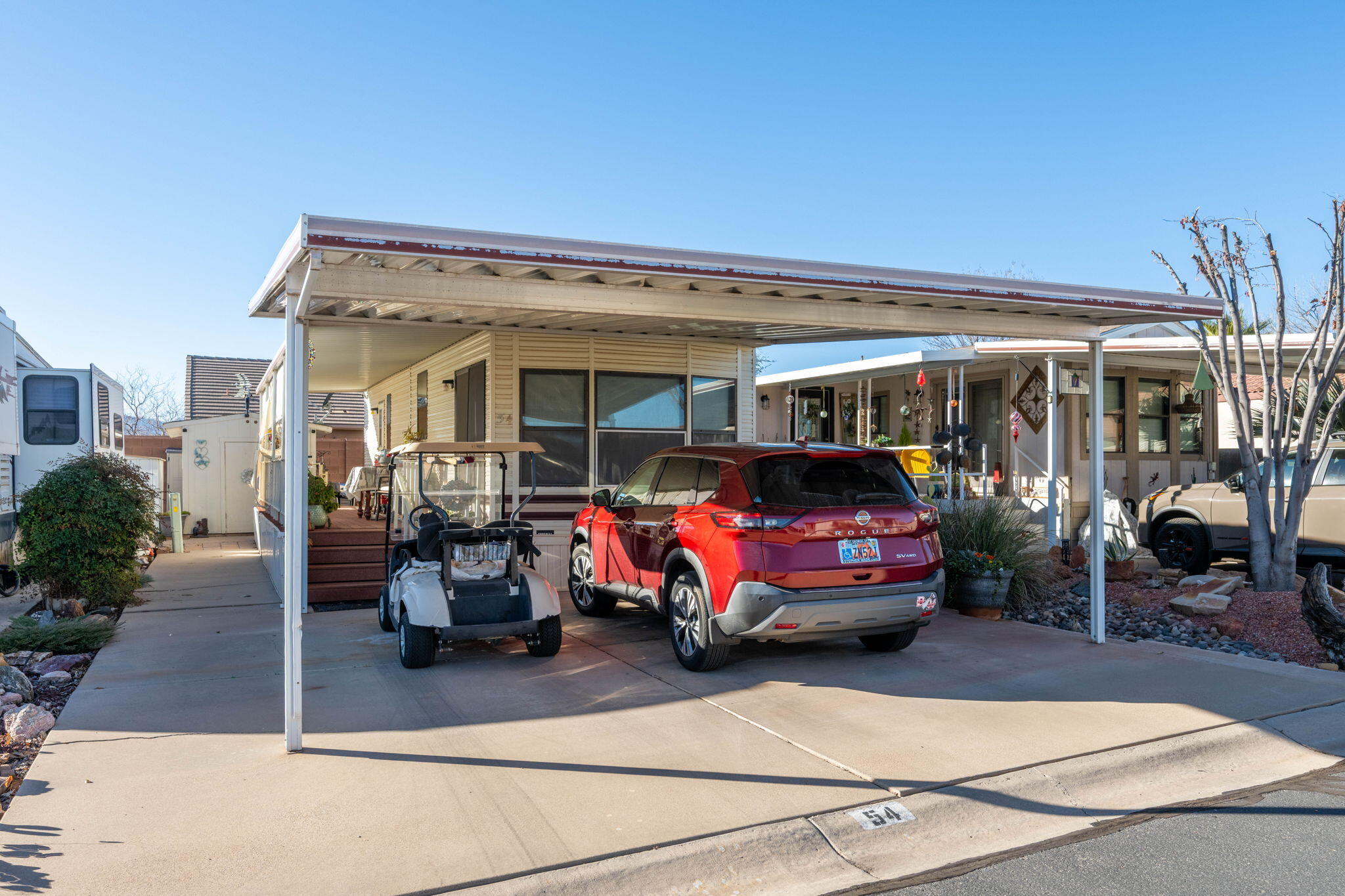 DIXIE DOWNS RV RESORT - Residential