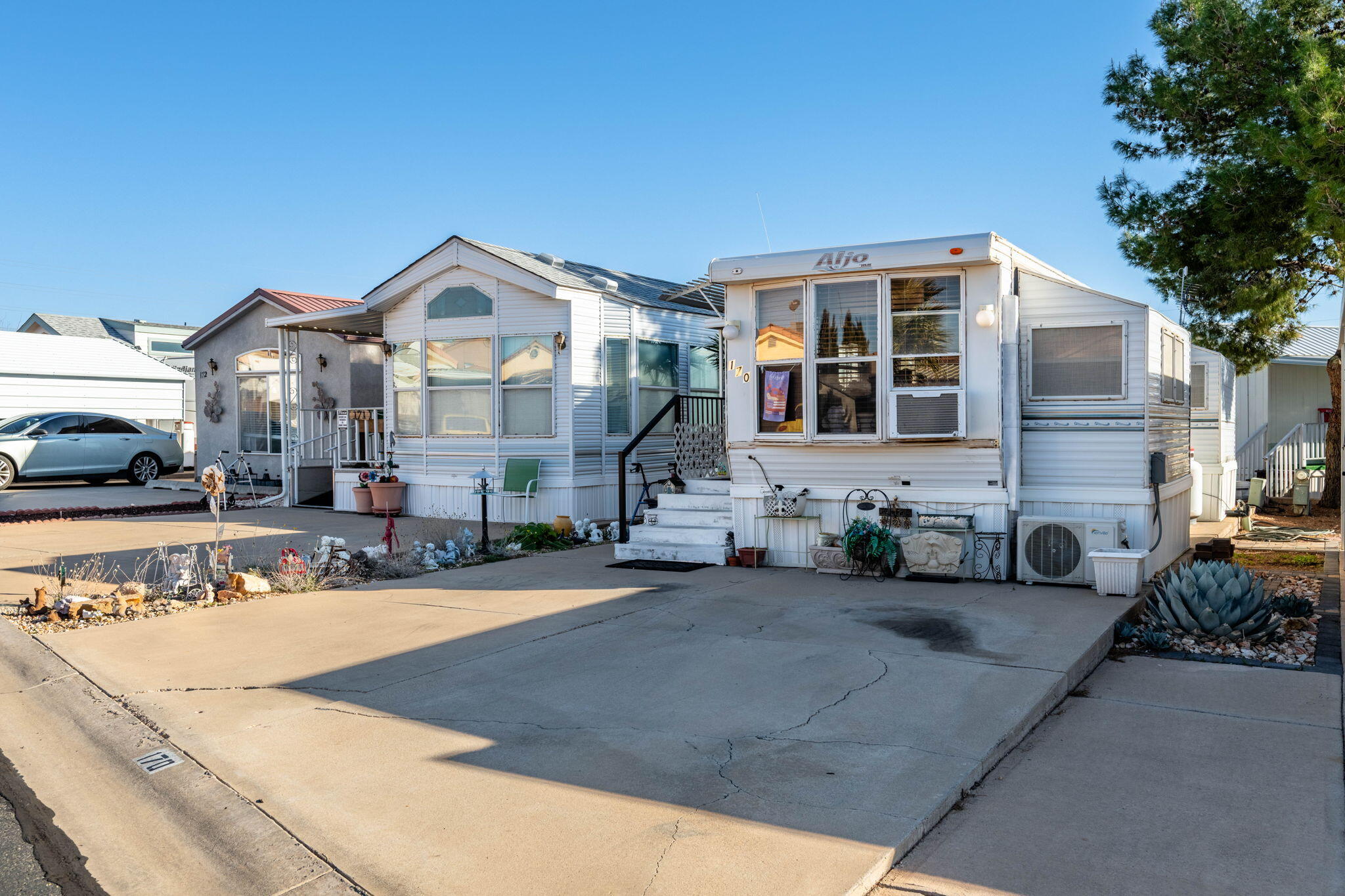 DIXIE DOWNS RV RESORT - Residential