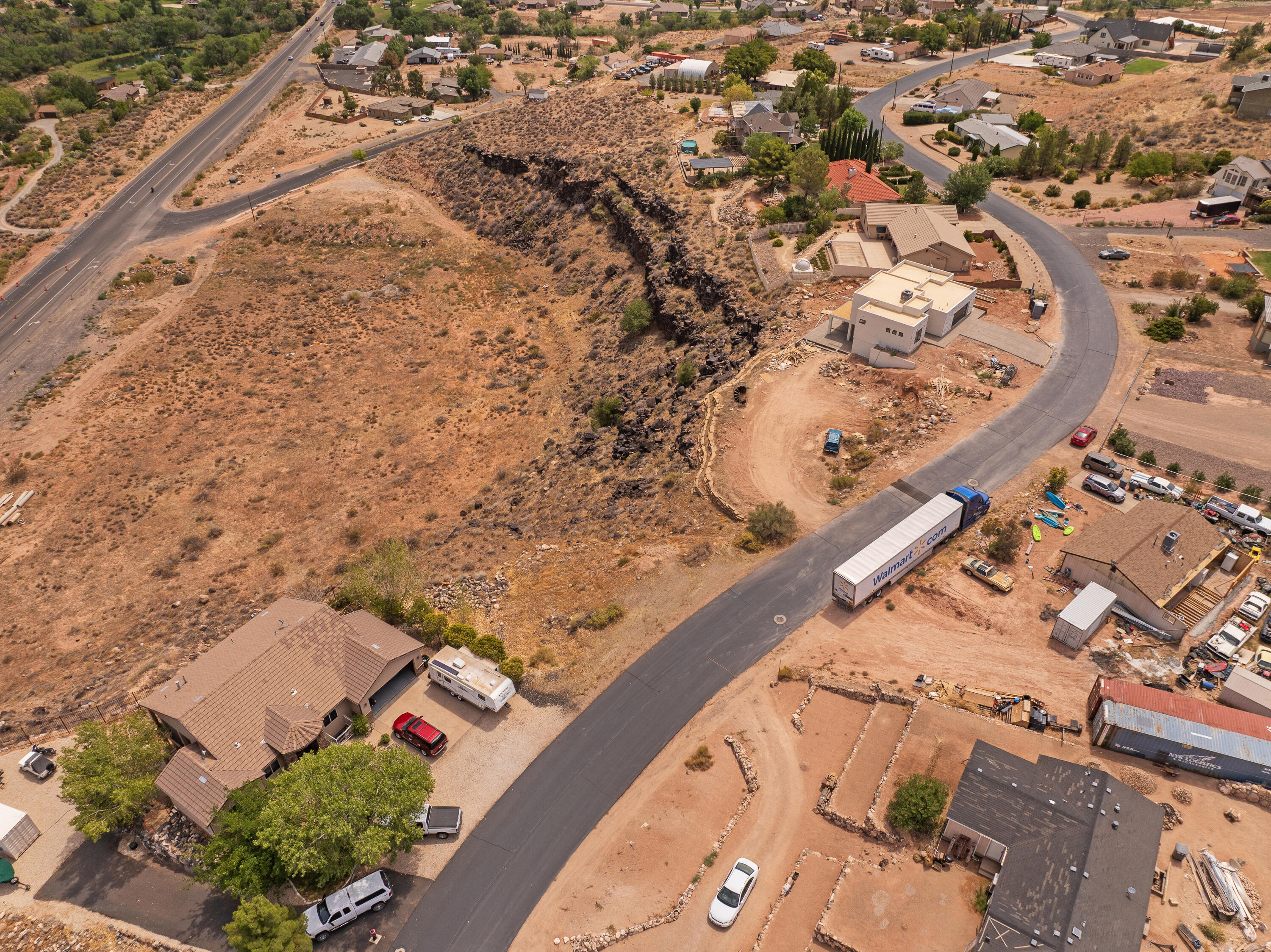 TOQUERVILLE ESTATES - Land