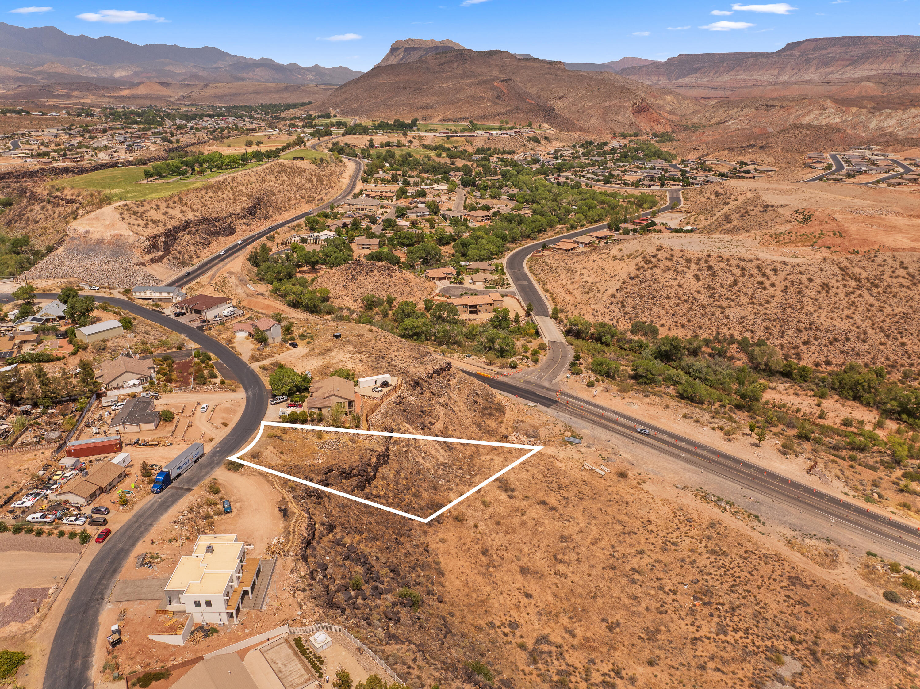 TOQUERVILLE ESTATES - Land