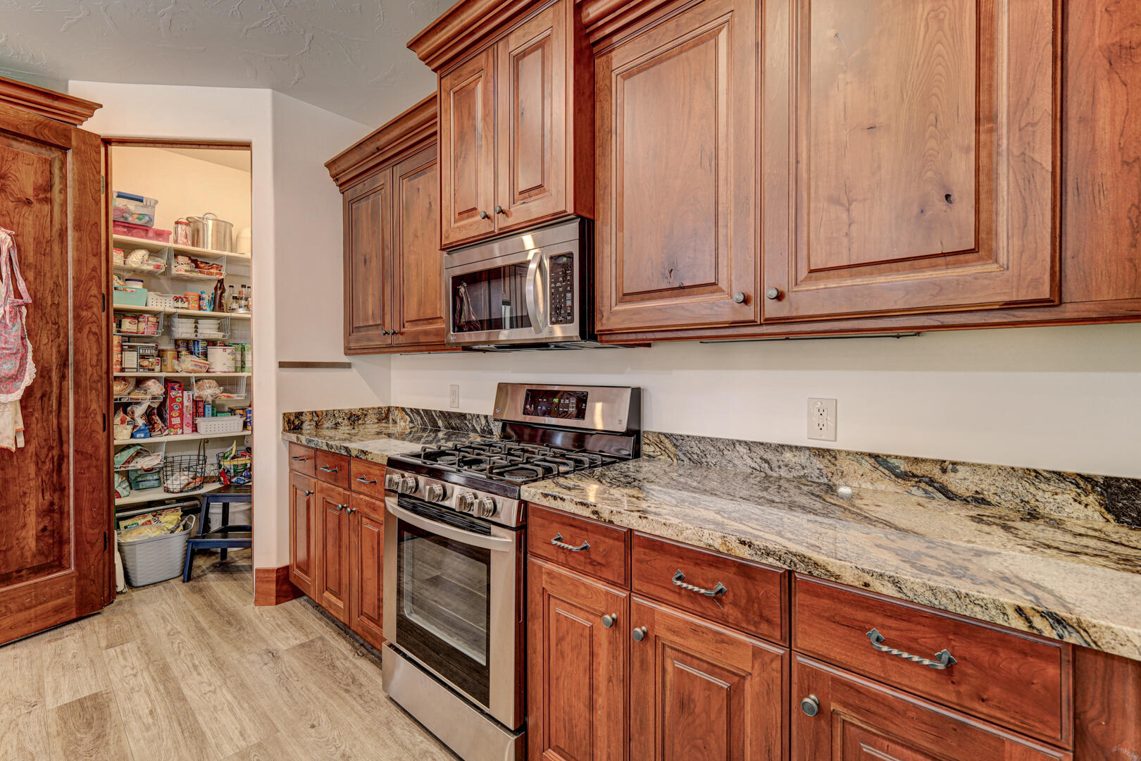 QUAIL COVE - Residential