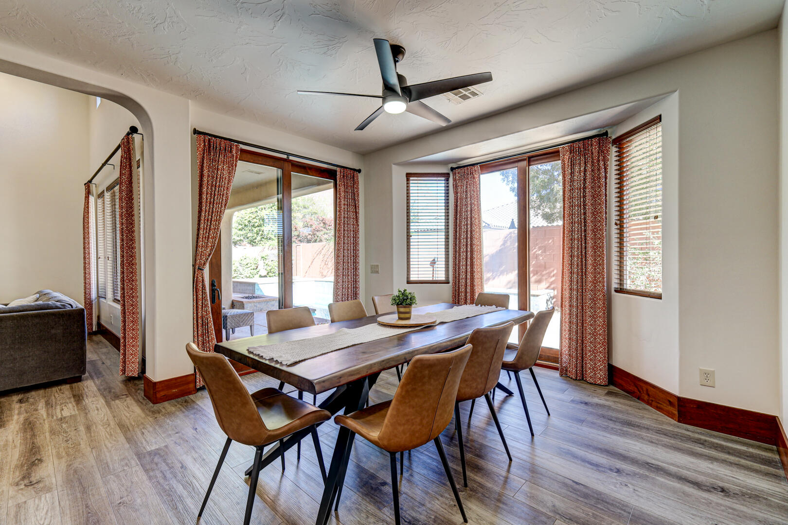 QUAIL COVE - Residential