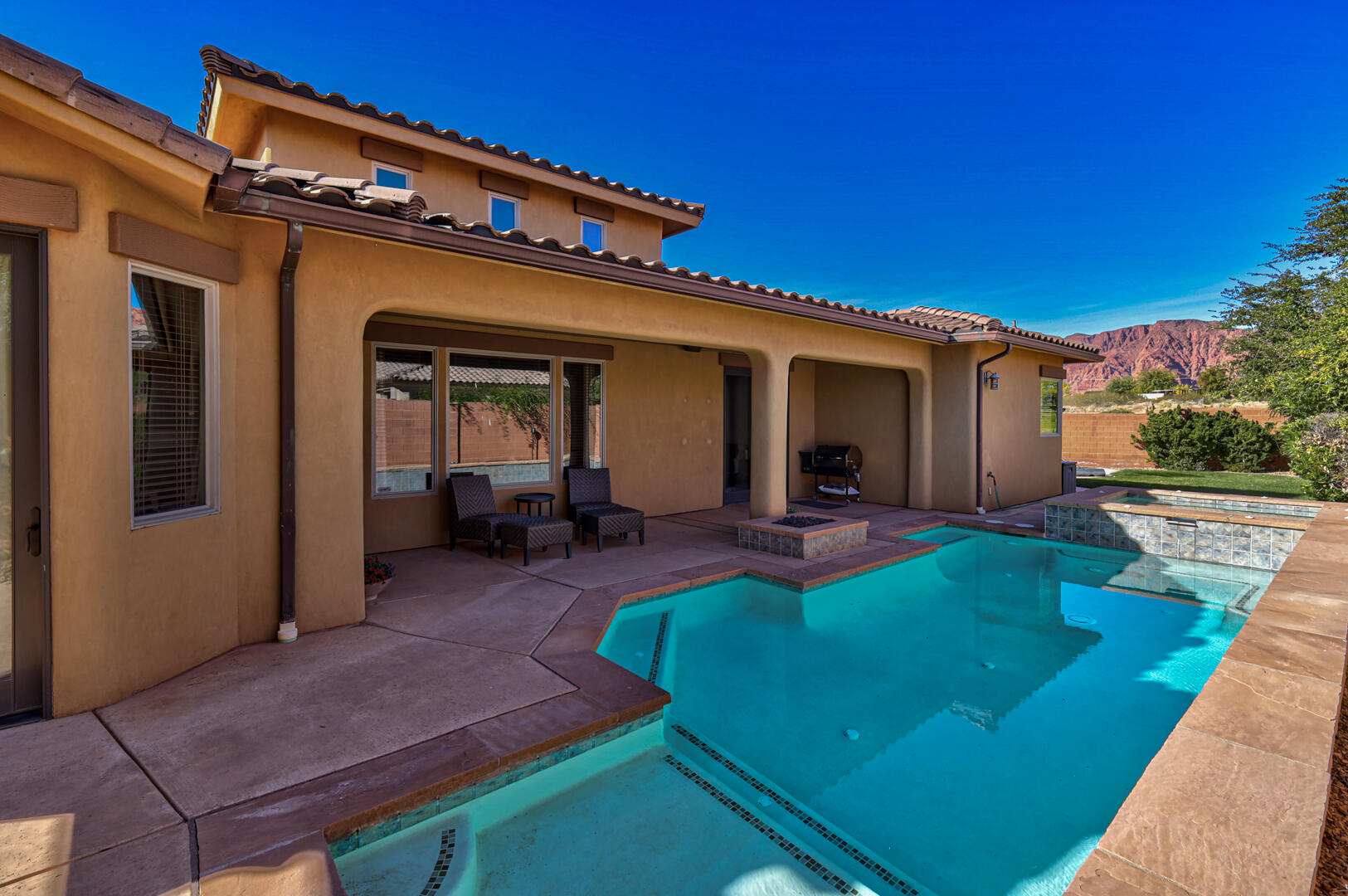 QUAIL COVE - Residential