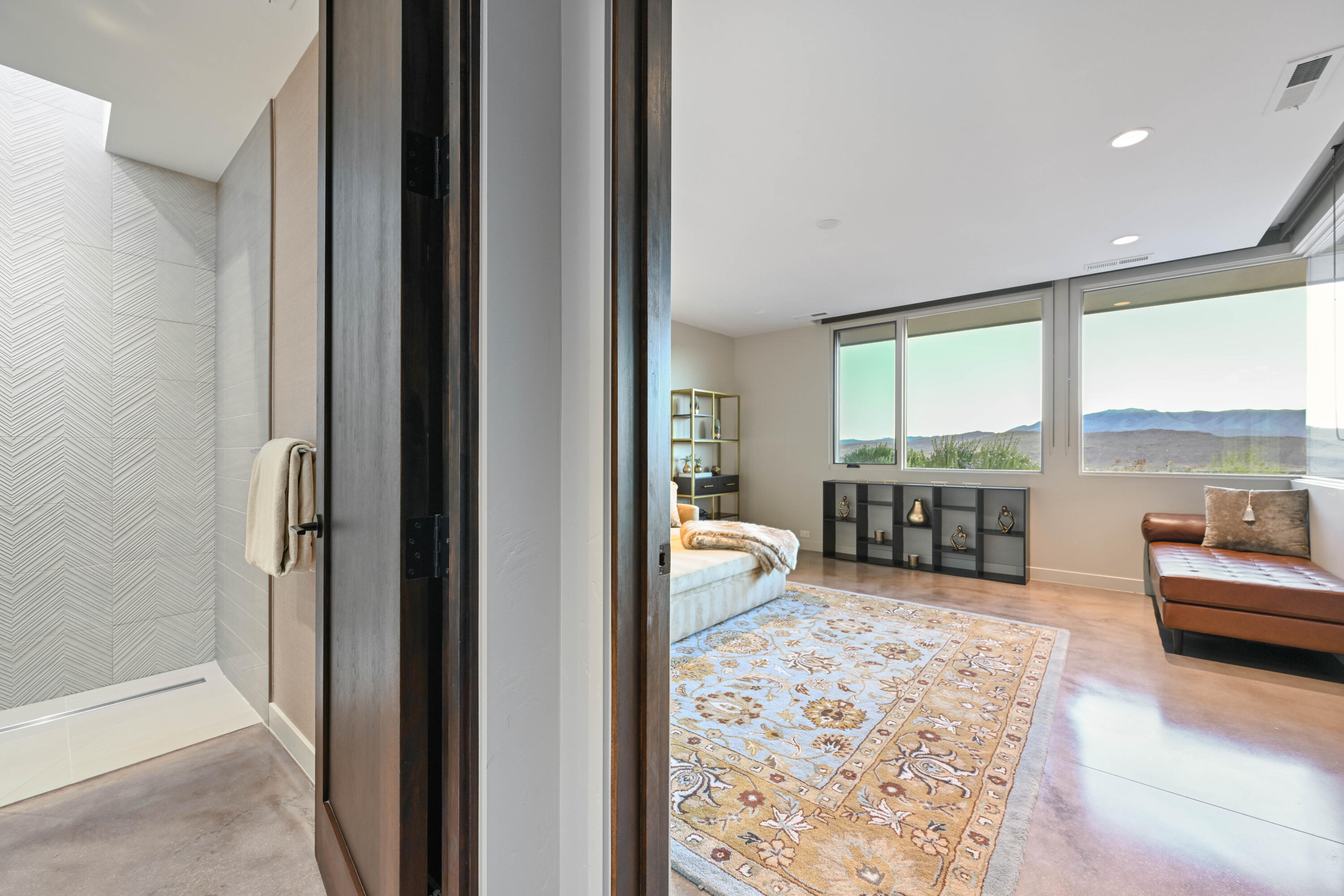 SHONTO POINT - Residential