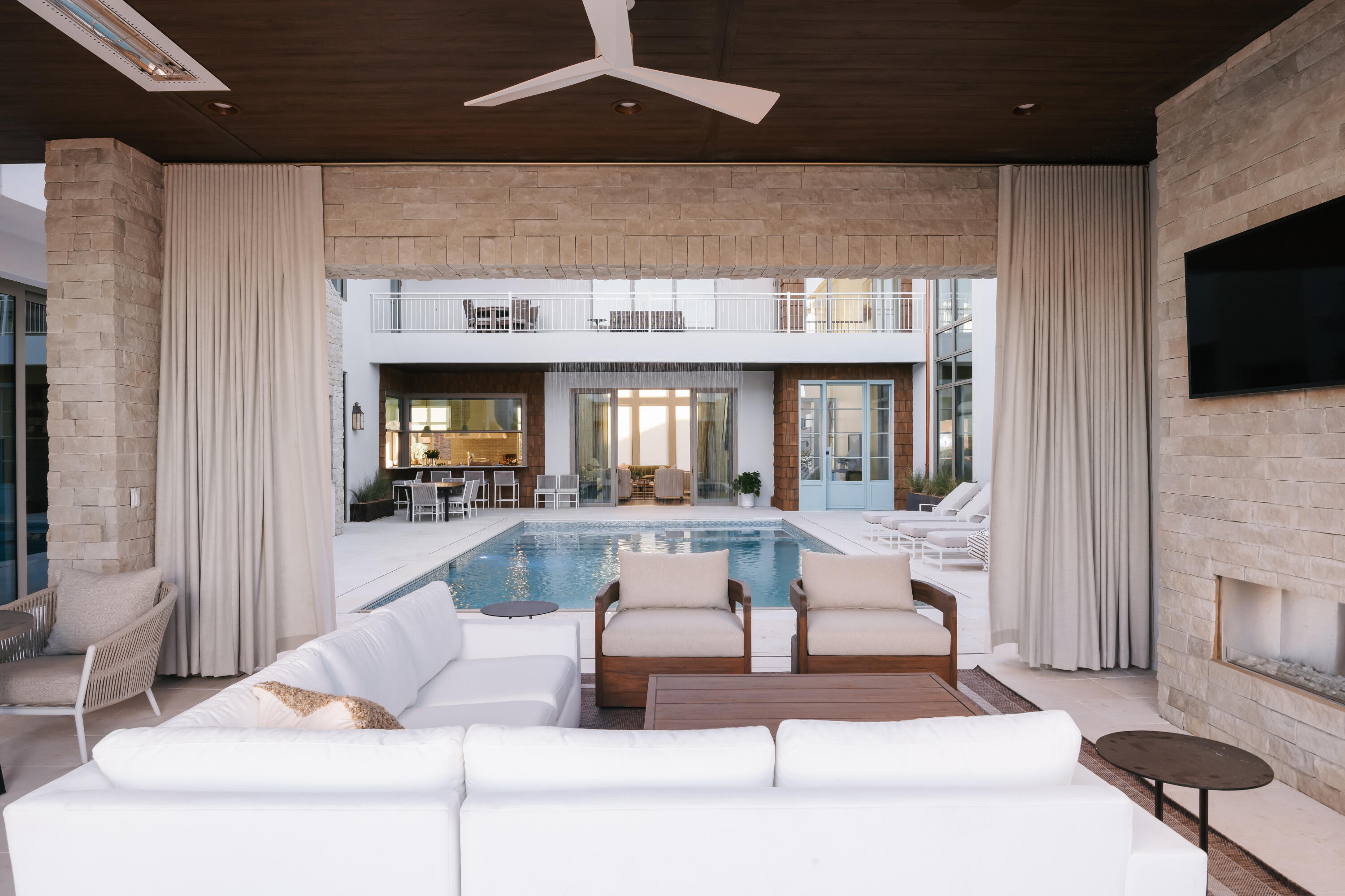 DESERT COLOR RESORT - Residential