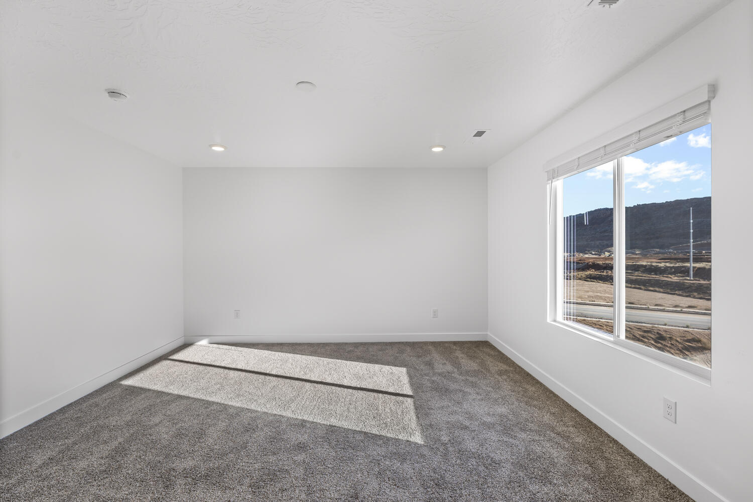 STANDING ROCK WEST AT LONG VALLEY - Residential