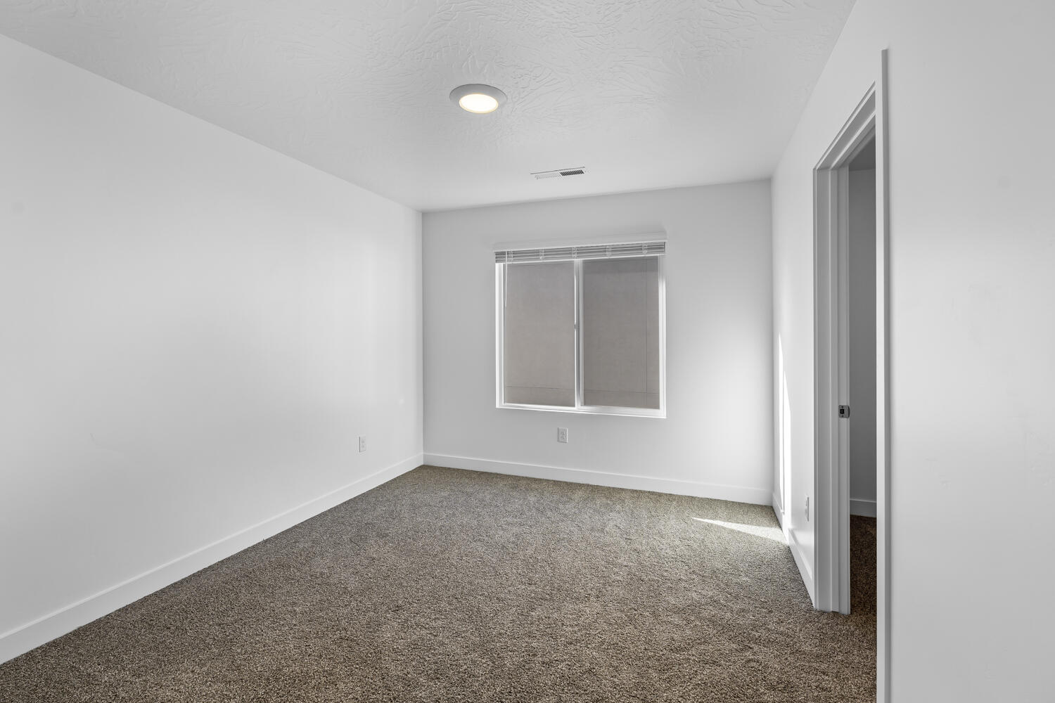 STANDING ROCK WEST AT LONG VALLEY - Residential