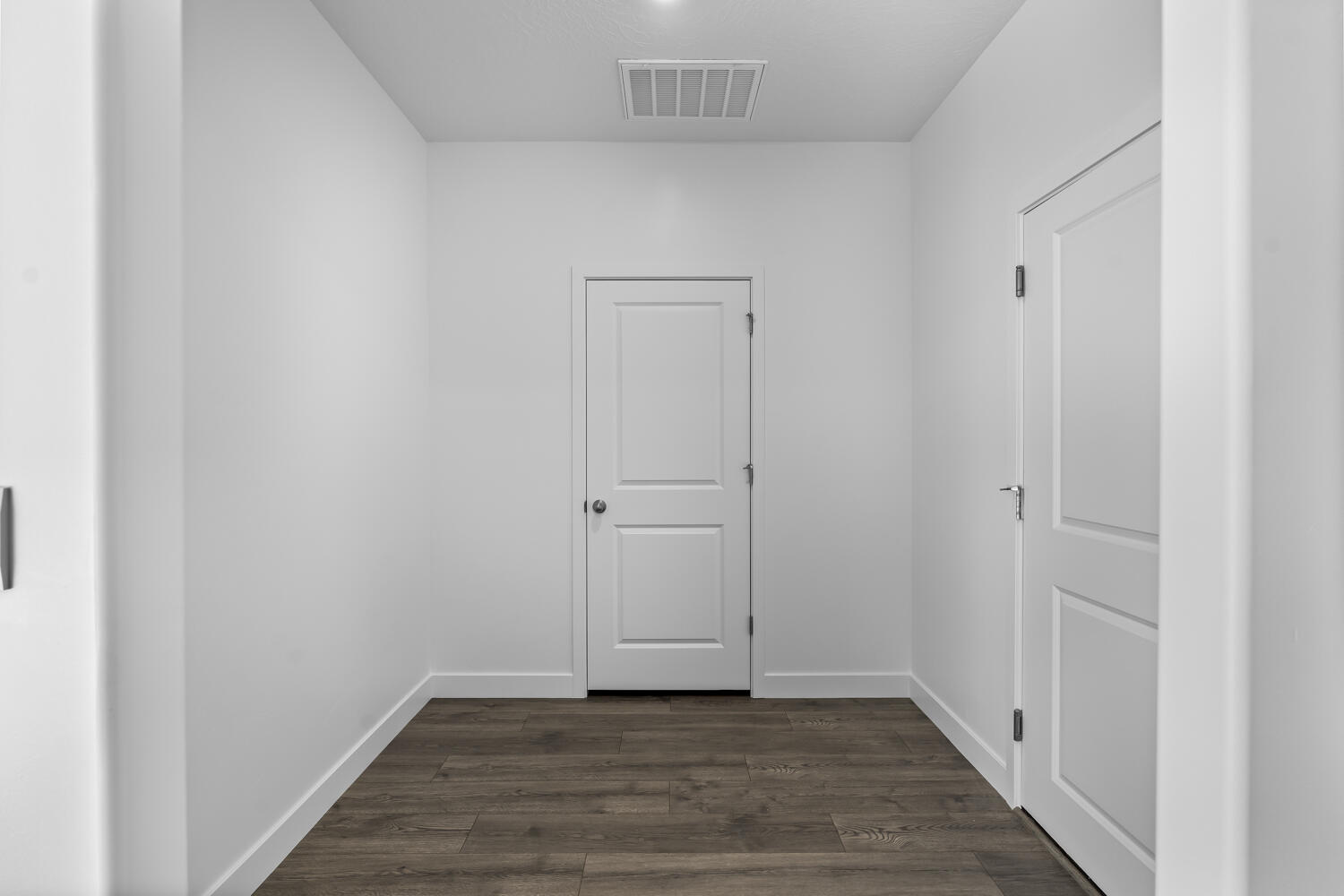 STANDING ROCK WEST AT LONG VALLEY - Residential