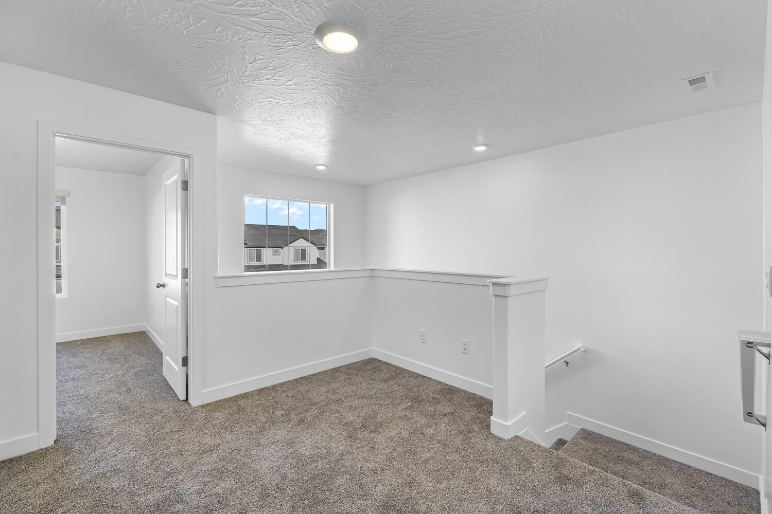 STANDING ROCK WEST AT LONG VALLEY - Residential