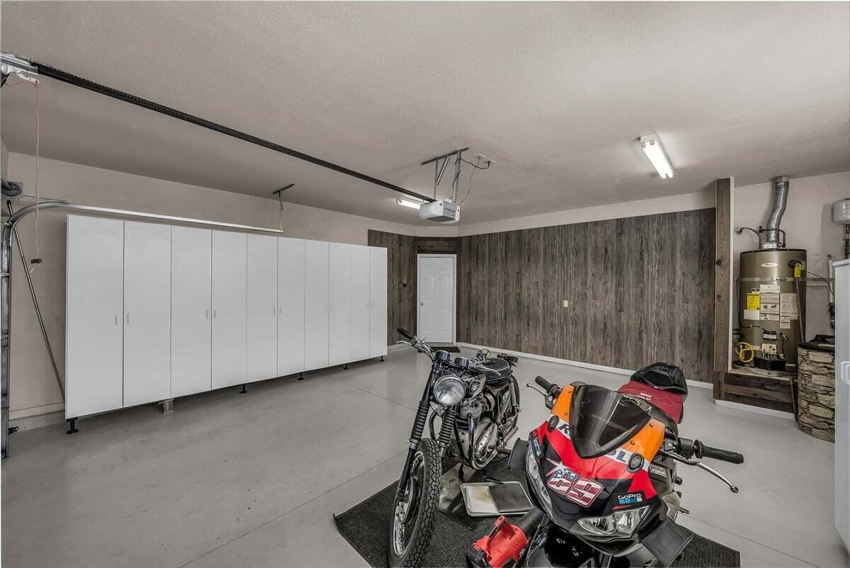 RIVER CREST TOWNHOMES - Residential