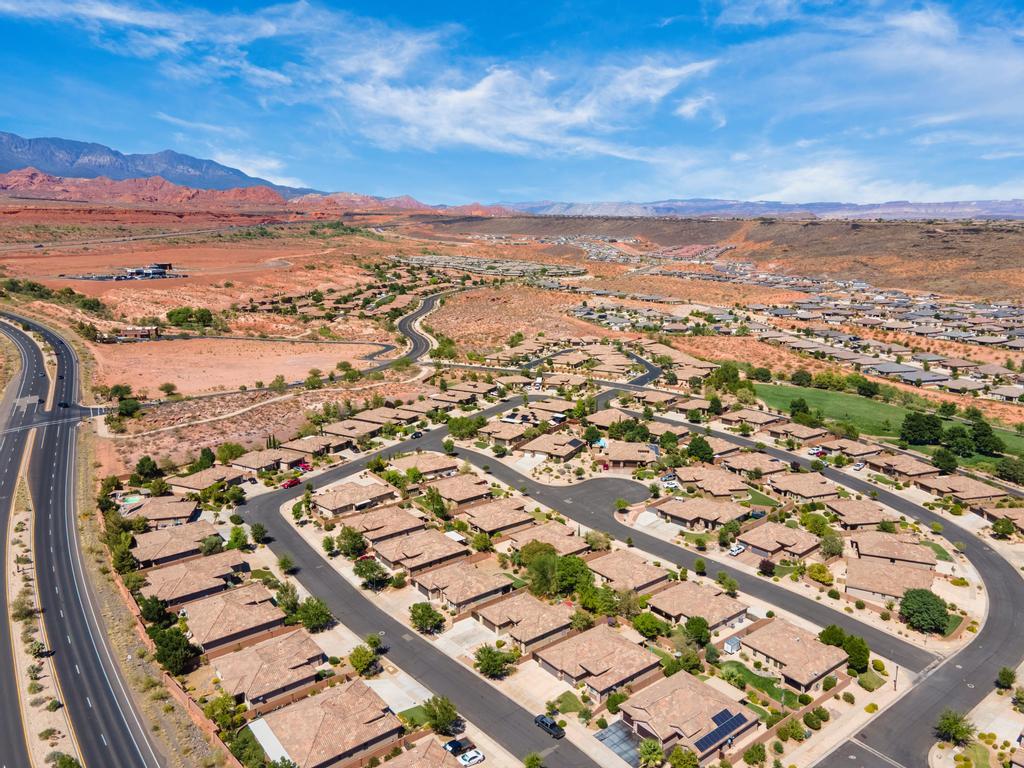 SIENNA HEIGHTS - Residential