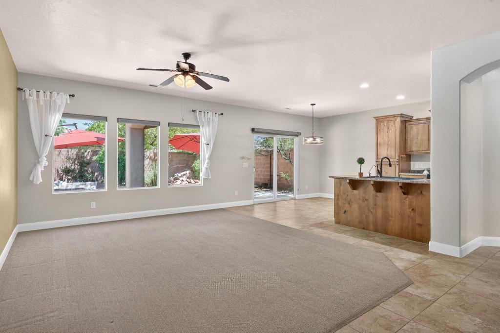 SIENNA HEIGHTS - Residential