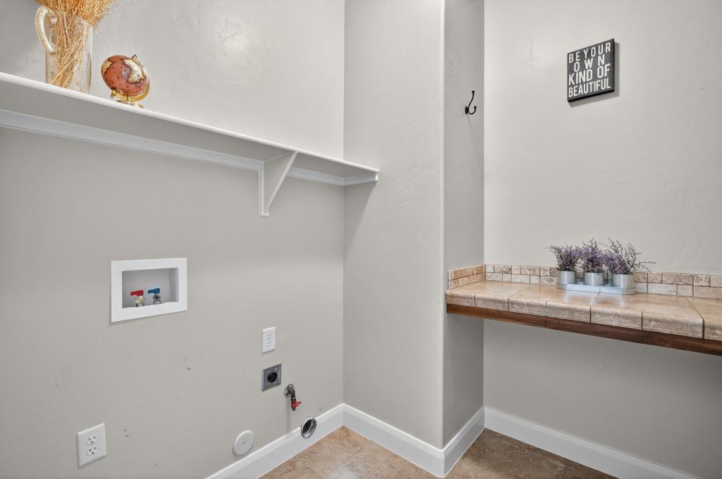 SIENNA HEIGHTS - Residential