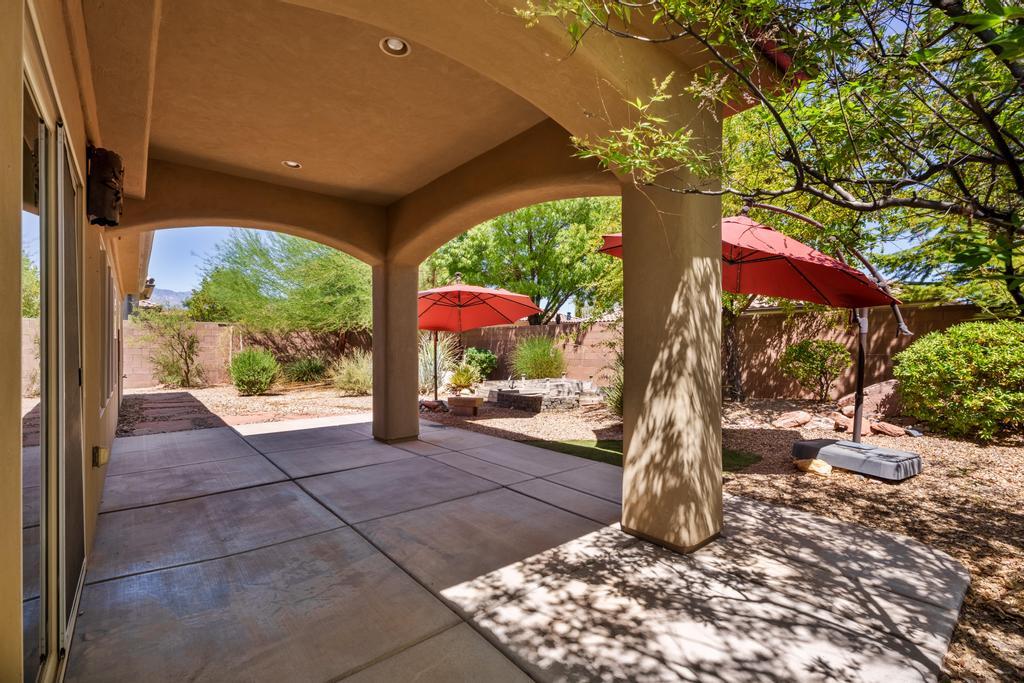 SIENNA HEIGHTS - Residential