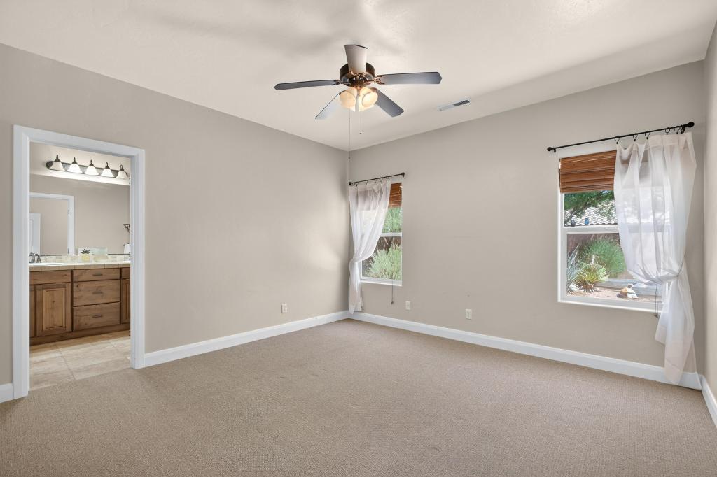 SIENNA HEIGHTS - Residential